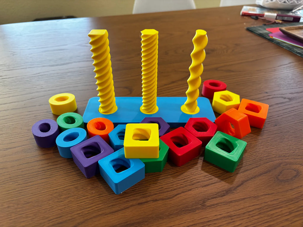 Montessori Vidalı Şekil ve Çeşit Ayırma Oyuncak Seti - Dönen Şekiller